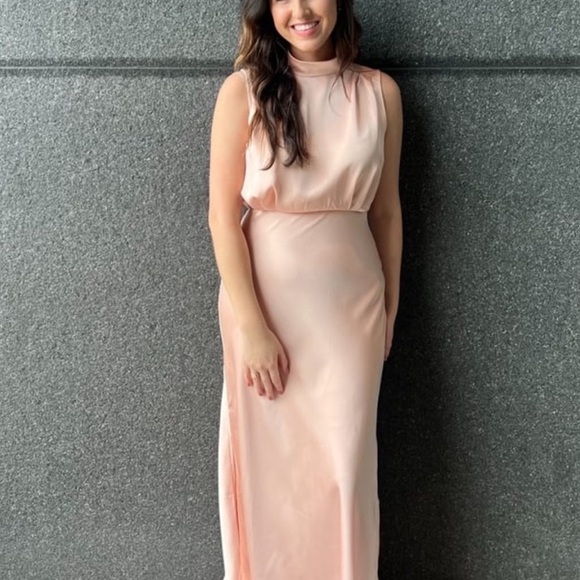 NWOT Classic Elegance Blush Satin Sleeveless Mock Neck Maxi Dress! - Picture 6 of 10
